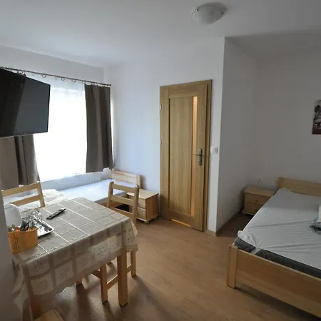 Privatunterkunft Grazyna 2 Dźwirzyno